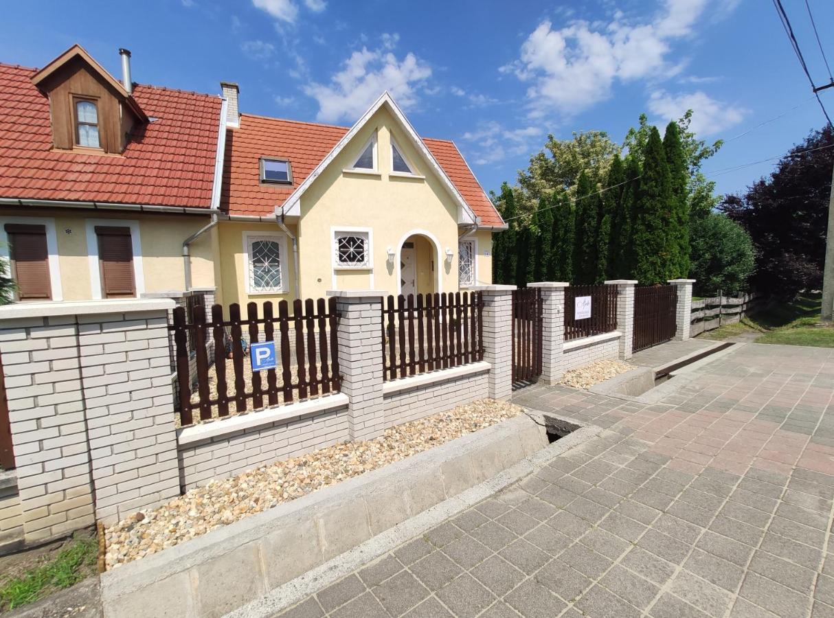 Apollo Vendeghaz Hotel Bogács Buitenkant foto